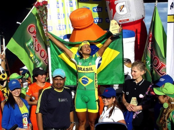Clemilda comemora a vitória Foto: Divulgação