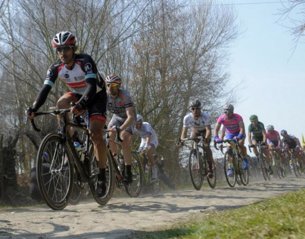 Cancellara_Roubaix_2013-02