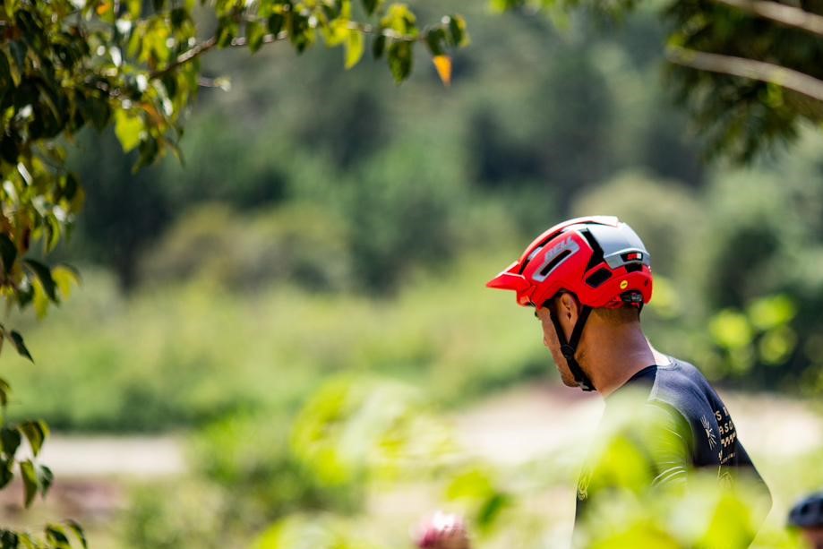 Aprenda como escolher capacete de bike ideal